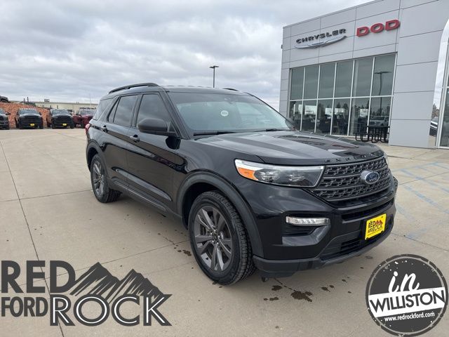 Used 2021 Ford Explorer - photo 1