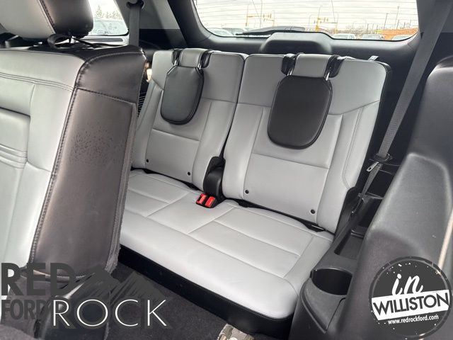 Used 2021 Ford Explorer - photo 13