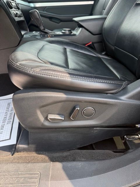 Used 2017 Ford Explorer XLT - photo 9