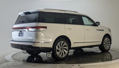 2024 Lincoln Navigator 4WD SUV for sale #373153A - photo 2
