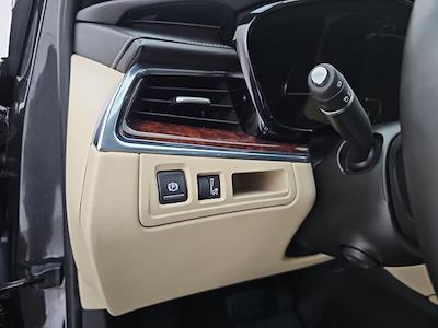 Used 2018 Cadillac XT5 - photo 1