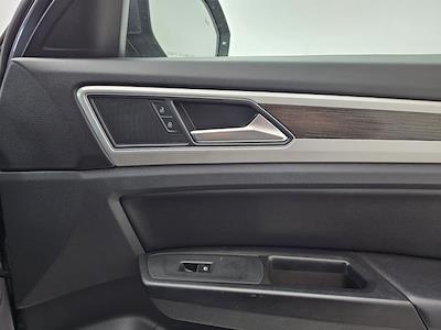 Used 2018 Volkswagen Atlas SEL for sale #373577A - photo 2