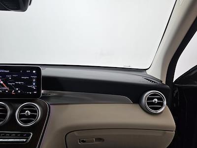 Used 2022 Mercedes-Benz GLC 300 SUV - photo 1