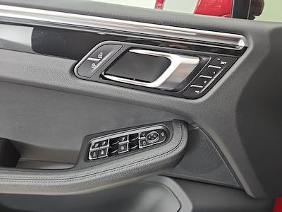 Used 2022 Porsche Macan - photo 1