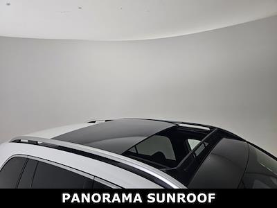 2025 Mercedes-Benz GLB 250 SUV AWD SUV for sale #37R2716 - photo 2