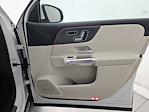Used 2025 Mercedes-Benz GLB 250 SUV 4MATIC for sale #37R2730 - photo 4
