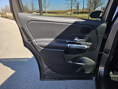 Used 2025 Mercedes-Benz GLB 250 SUV - photo 1