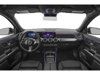 Used 2025 Mercedes-Benz GLB 250 SUV - photo 1