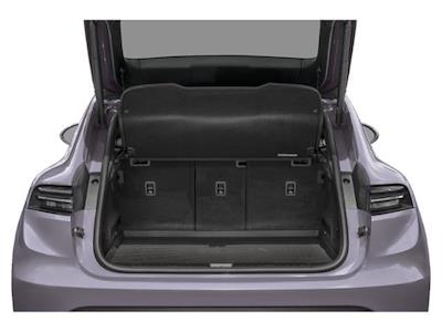 Used 2025 Porsche Macan - photo 1