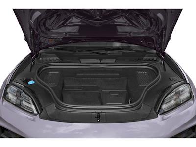 Used 2025 Porsche Macan - photo 1