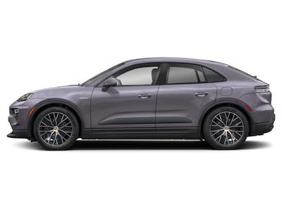Used 2025 Porsche Macan - photo 1