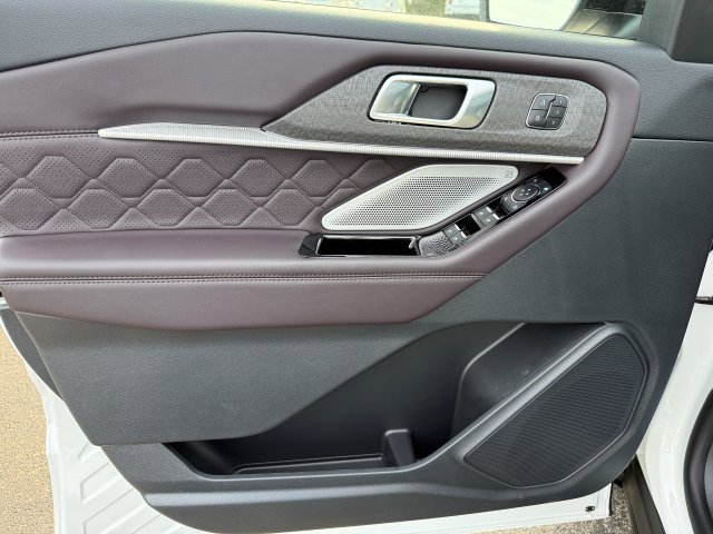 New 2026 Ford Explorer - photo 12