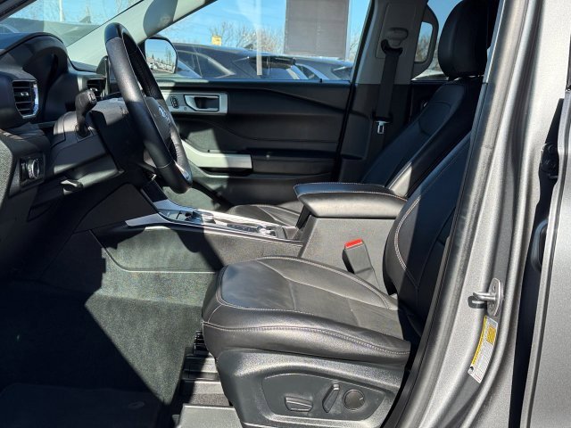 Used 2024 Ford Explorer - photo 15