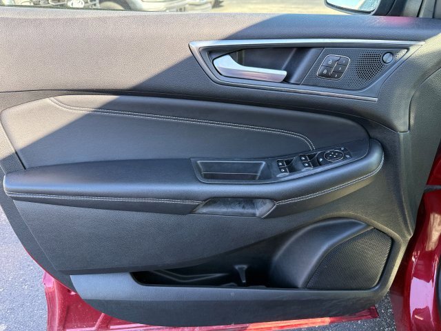 Used 2024 Ford Edge - photo 9