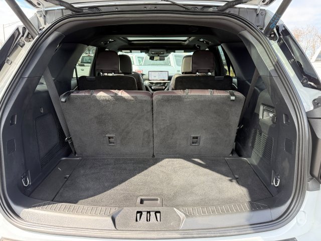 Used 2025 Ford Explorer - photo 21