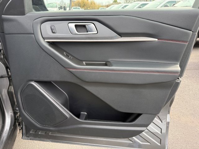 Used 2025 Ford Explorer - photo 26