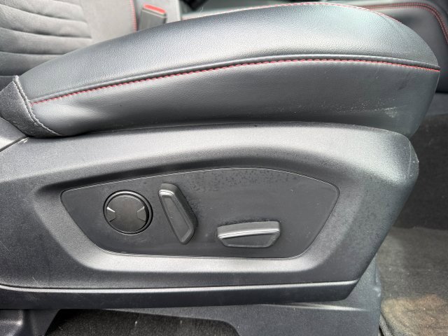 Used 2025 Ford Explorer - photo 29