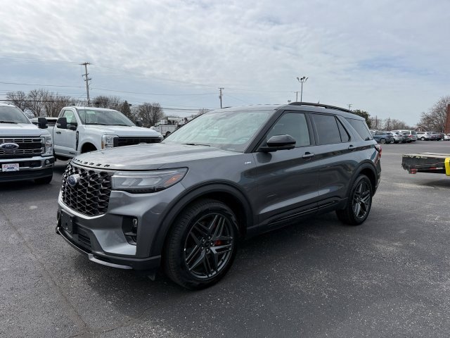 Used 2025 Ford Explorer - photo 5