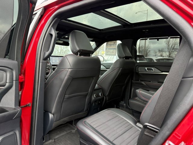 Used 2025 Ford Explorer - photo 19