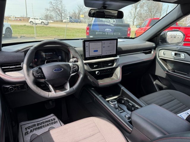 Used 2025 Ford Explorer - photo 20