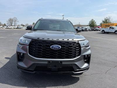 Used 2025 Ford Explorer - photo 1