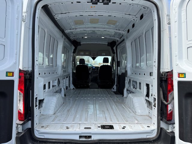 Used 2024 Ford Transit 250 - photo 2