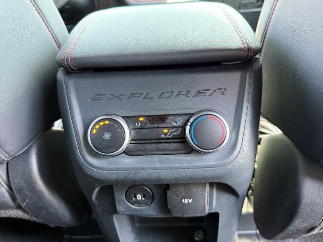 Used 2025 Ford Explorer - photo 24