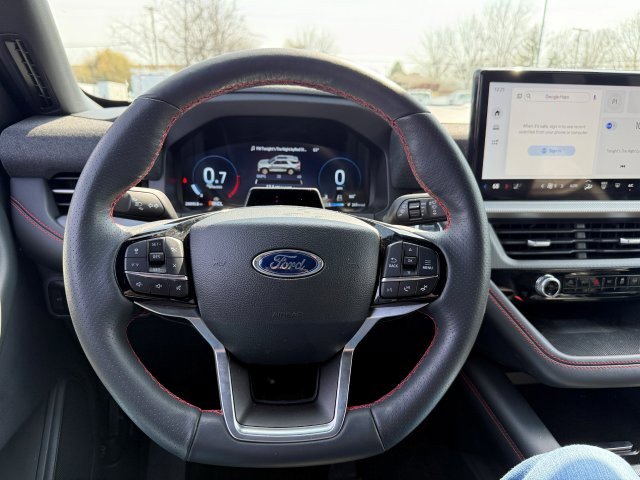 Used 2025 Ford Explorer - photo 37