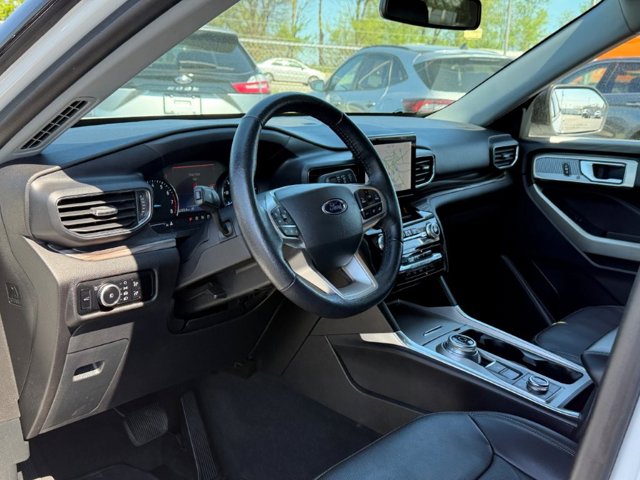 Used 2023 Ford Explorer - photo 12