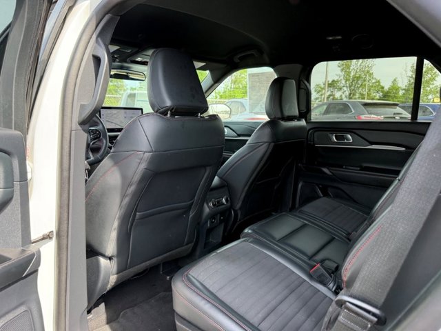 Used 2025 Ford Explorer - photo 17
