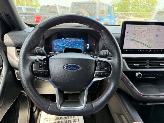 Used 2025 Ford Explorer - photo 38