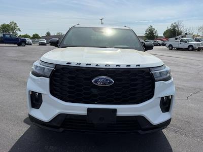 Used 2025 Ford Explorer - photo 1