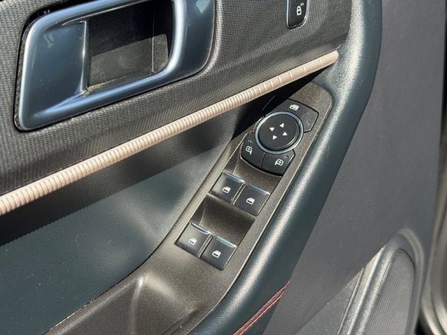 Used 2025 Ford Explorer - photo 12