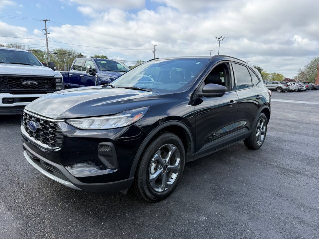 Used 2025 Ford Escape - photo 7