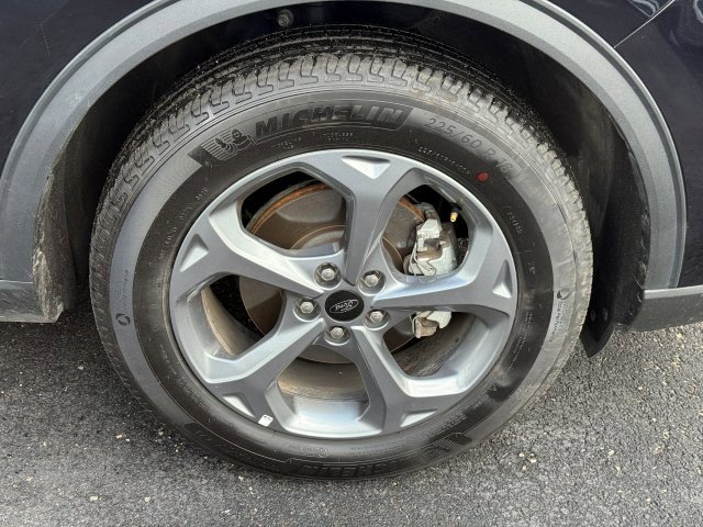 Used 2025 Ford Escape - photo 11