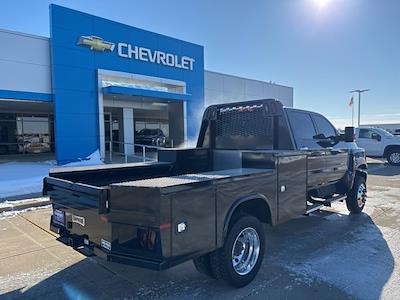 Used 2022 Chevrolet Silverado 5500 Crew Cab Flatbed Truck for sale #C511101 - photo 2