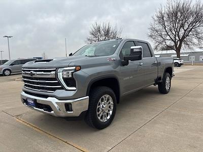 Used 2025 Chevrolet Silverado 2500 - photo 1