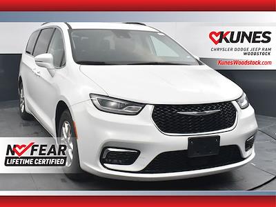 2022 Chrysler Pacifica FWD Minivan for sale #16P1673 - photo 1