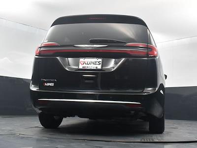 2023 Chrysler Pacifica FWD Minivan for sale #16P1674 - photo 2