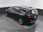 Used 2024 Chrysler Pacifica Select Minivan for sale #16P2127 - photo 39