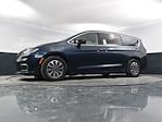 Used 2024 Chrysler Pacifica Select Minivan for sale #16P2127 - photo 47