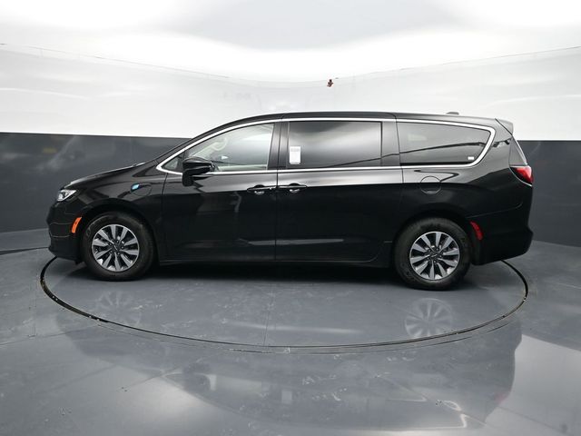 Used 2024 Chrysler Pacifica - photo 7