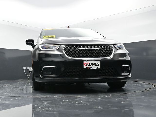 Used 2024 Chrysler Pacifica - photo 56