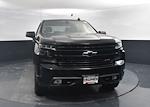 2019 Chevrolet Silverado 1500 Crew Cab 4WD Pickup for sale #16T3243A - photo 2