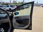 2017 Chrysler Pacifica FWD Minivan for sale #U2310A - photo 14