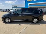 2017 Chrysler Pacifica FWD Minivan for sale #U2310A - photo 2