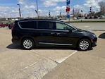 2017 Chrysler Pacifica FWD Minivan for sale #U2310A - photo 6