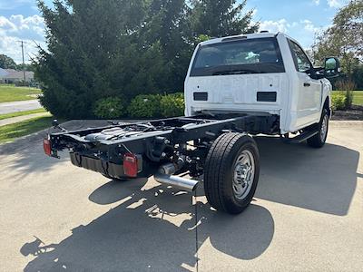 New 2025 Ford F-350 XL Regular Cab 4x4 Cab Chassis for sale #250507 - photo 2