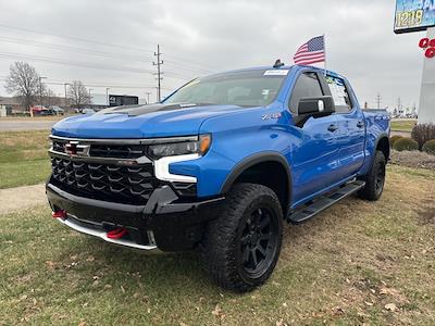 2025 Chevrolet Silverado 1500 Crew Cab 4WD Pickup for sale #250797A - photo 2