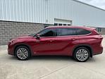 2020 Toyota Highlander 4x4 SUV for sale #H11516A - photo 8